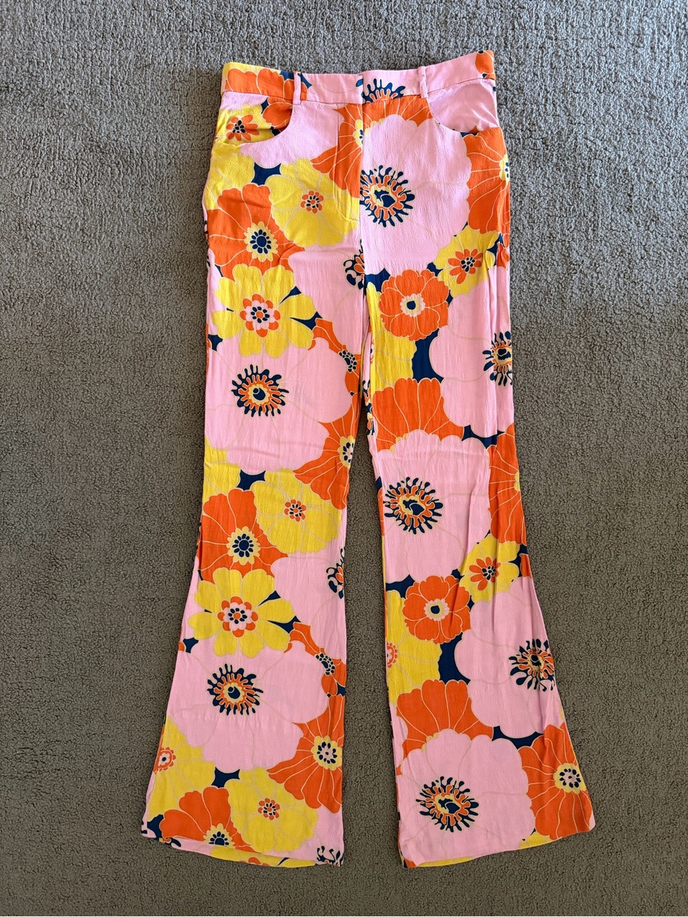 Zara - Retro Floral Pants - Medium
